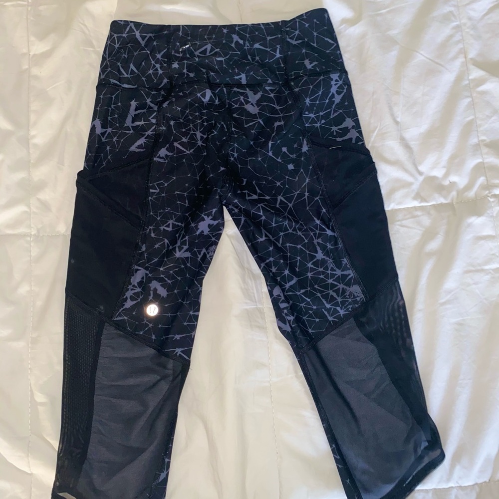 Lululemon Capri Crop leggings